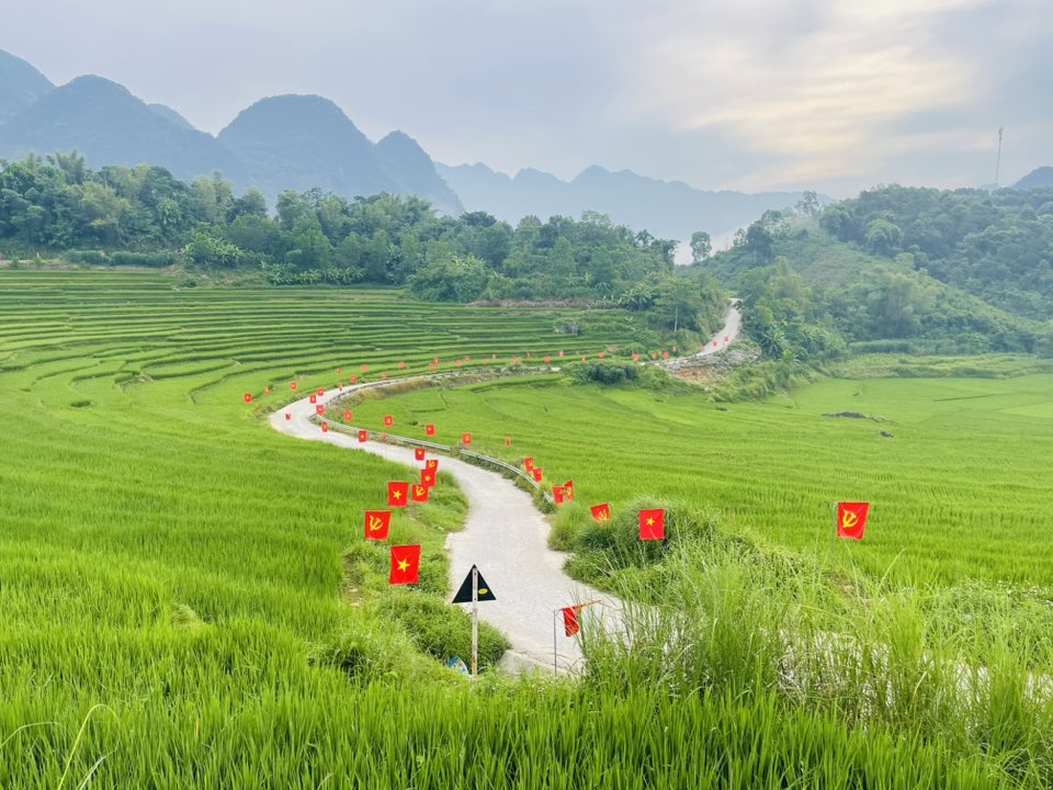 Bac Ha Cycling Tours